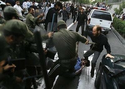 iran-police- (1).jpg