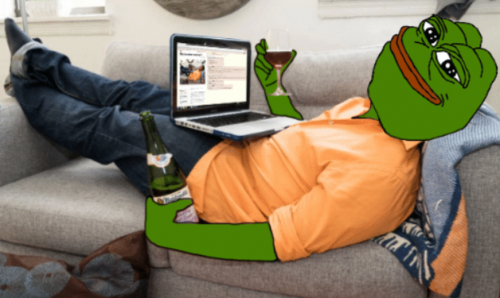 pepe-comfy-laptop.png