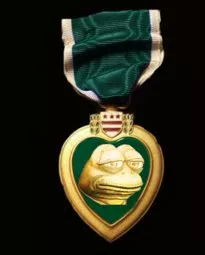 Pepe_Gold_Heart_Medal.png