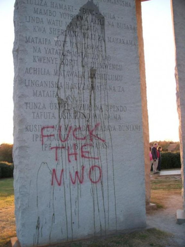 Georgia_Guidestones_Graffiti_2.jpg